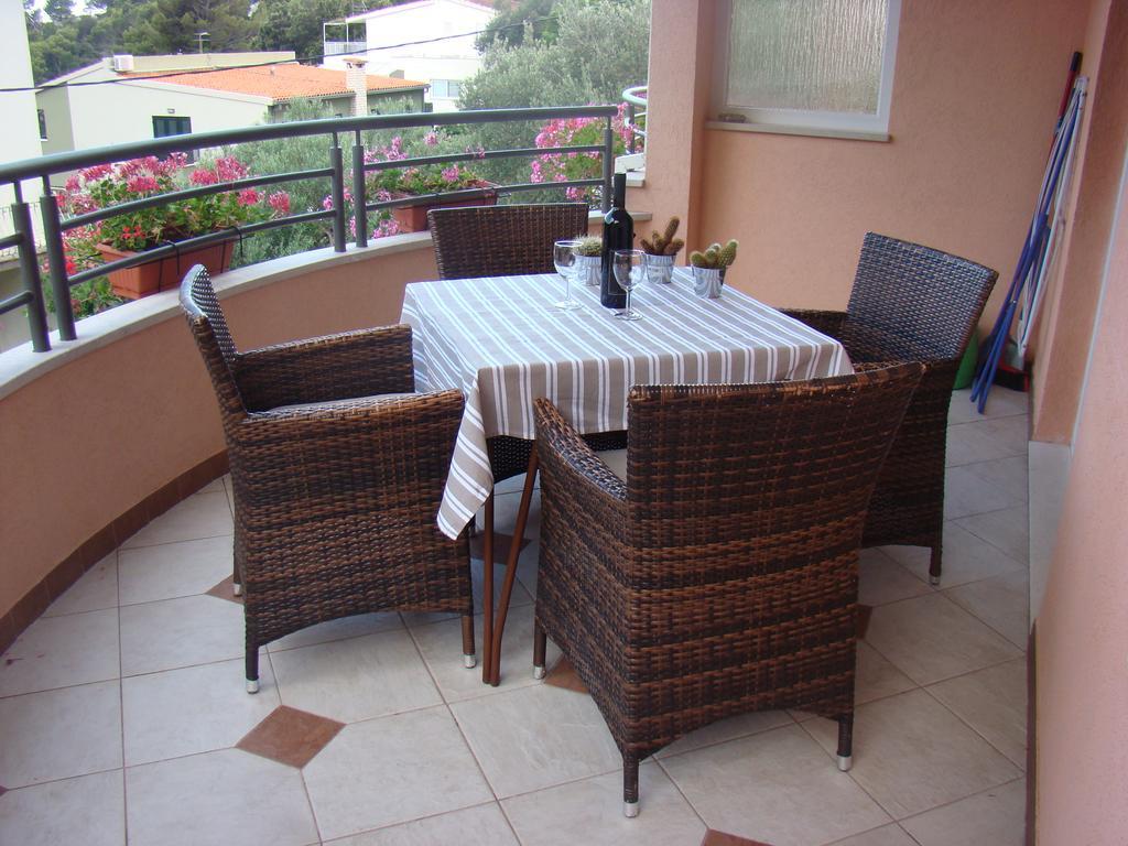 Apartments Ledic Krvavica Ngoại thất bức ảnh