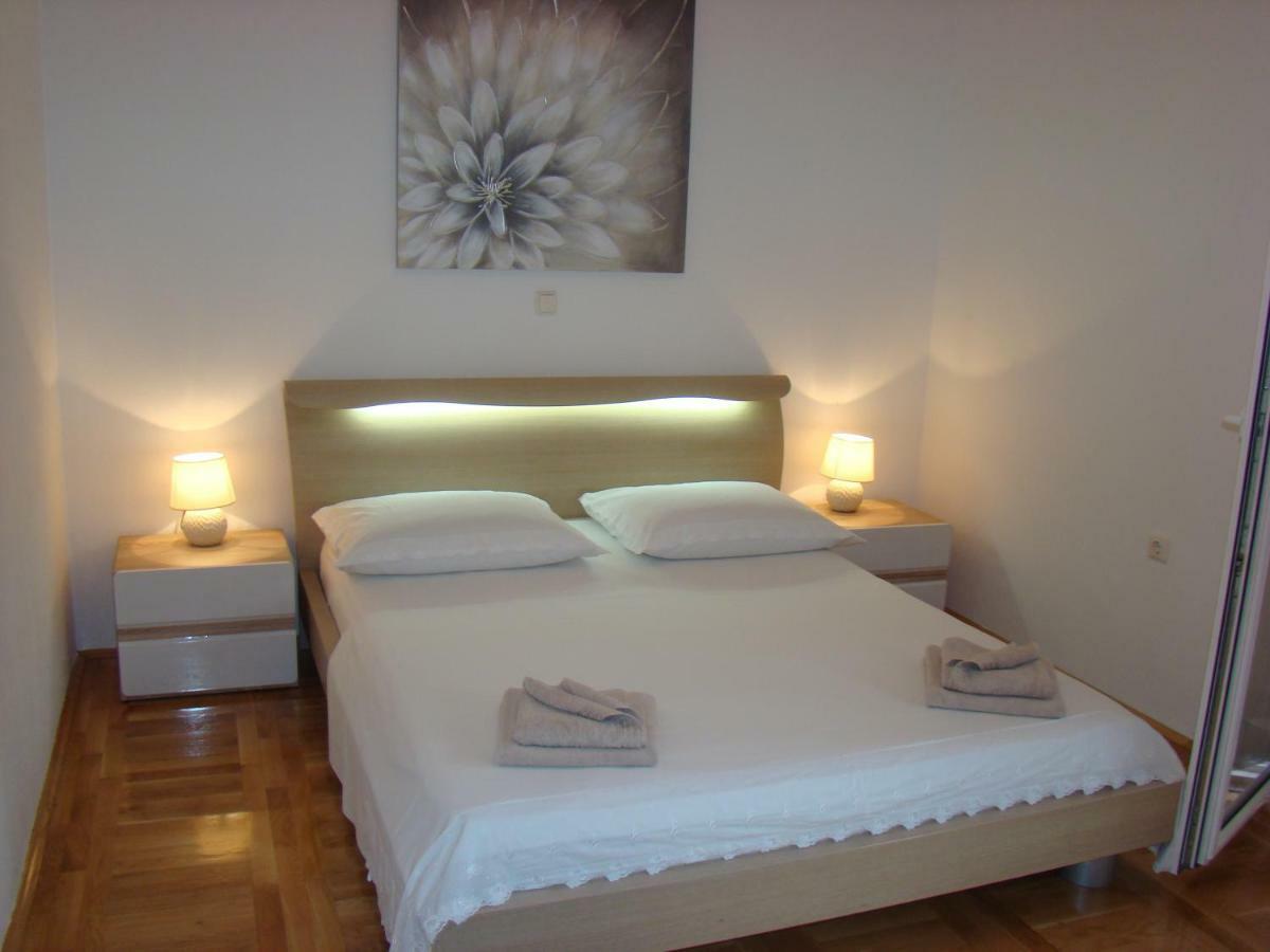 Apartments Ledic Krvavica Ngoại thất bức ảnh